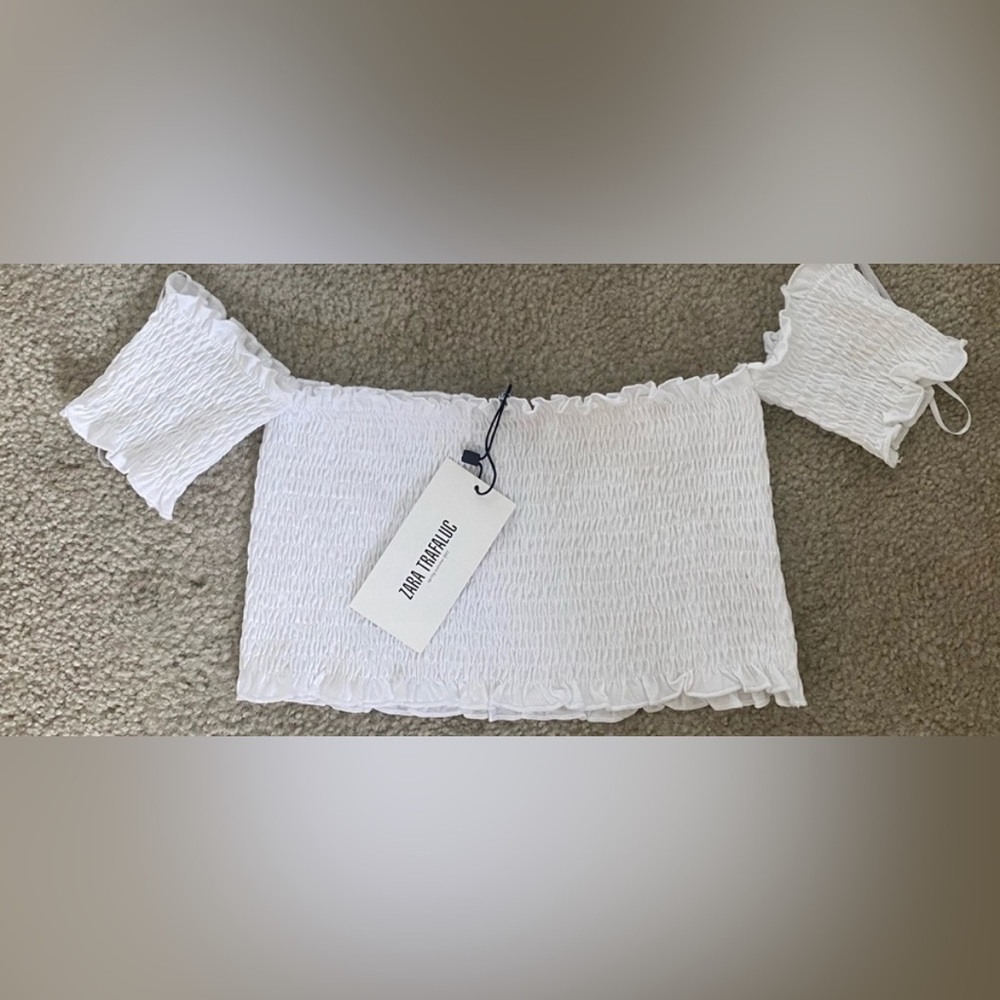 Crop top - Picture 2 of 2